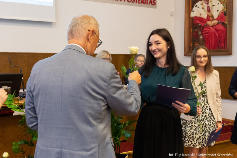Mgr Dominika Bębnowska odebrała nagrodę!
